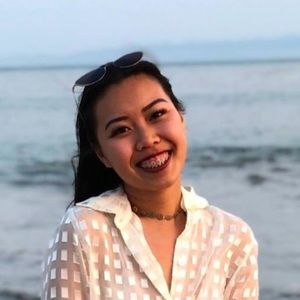 Meet your Posher, Stella